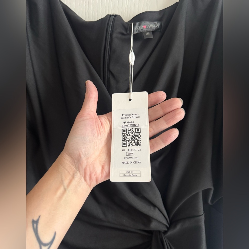 Elegant Black Evening Gown size 1X NWT - Picture 6 of 13